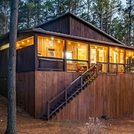 Red Cloud Cabin - Hot Tub Games & Firepit